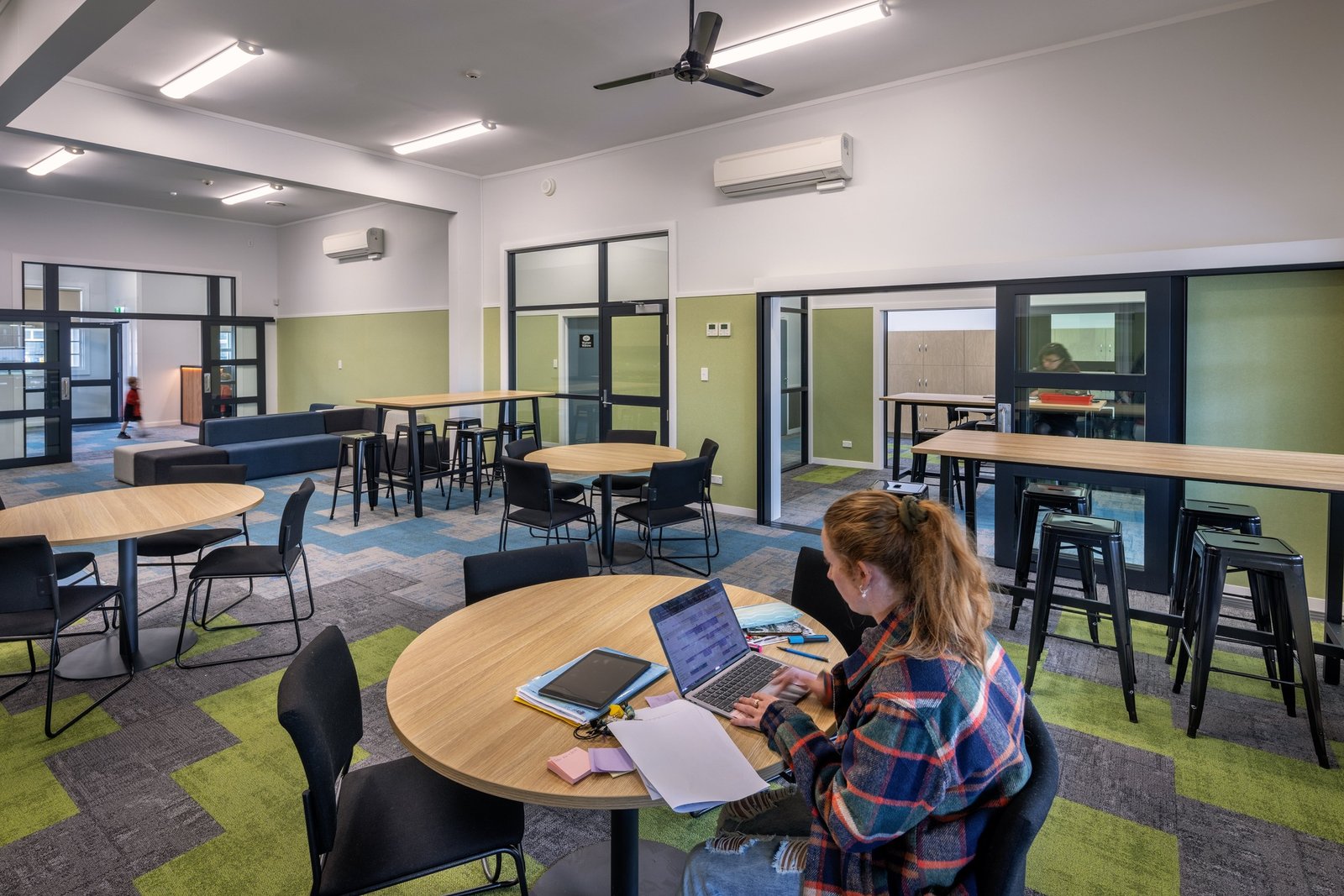 Tokyo University of Science Campus Building-JP